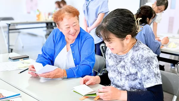 【イベント】ならコープみみなしにて、平和をテーマにした絵本作りワークショップを開催しました